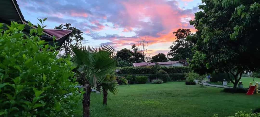 Sunday Alaya Corbett Villa Ramnagar  Exterior photo