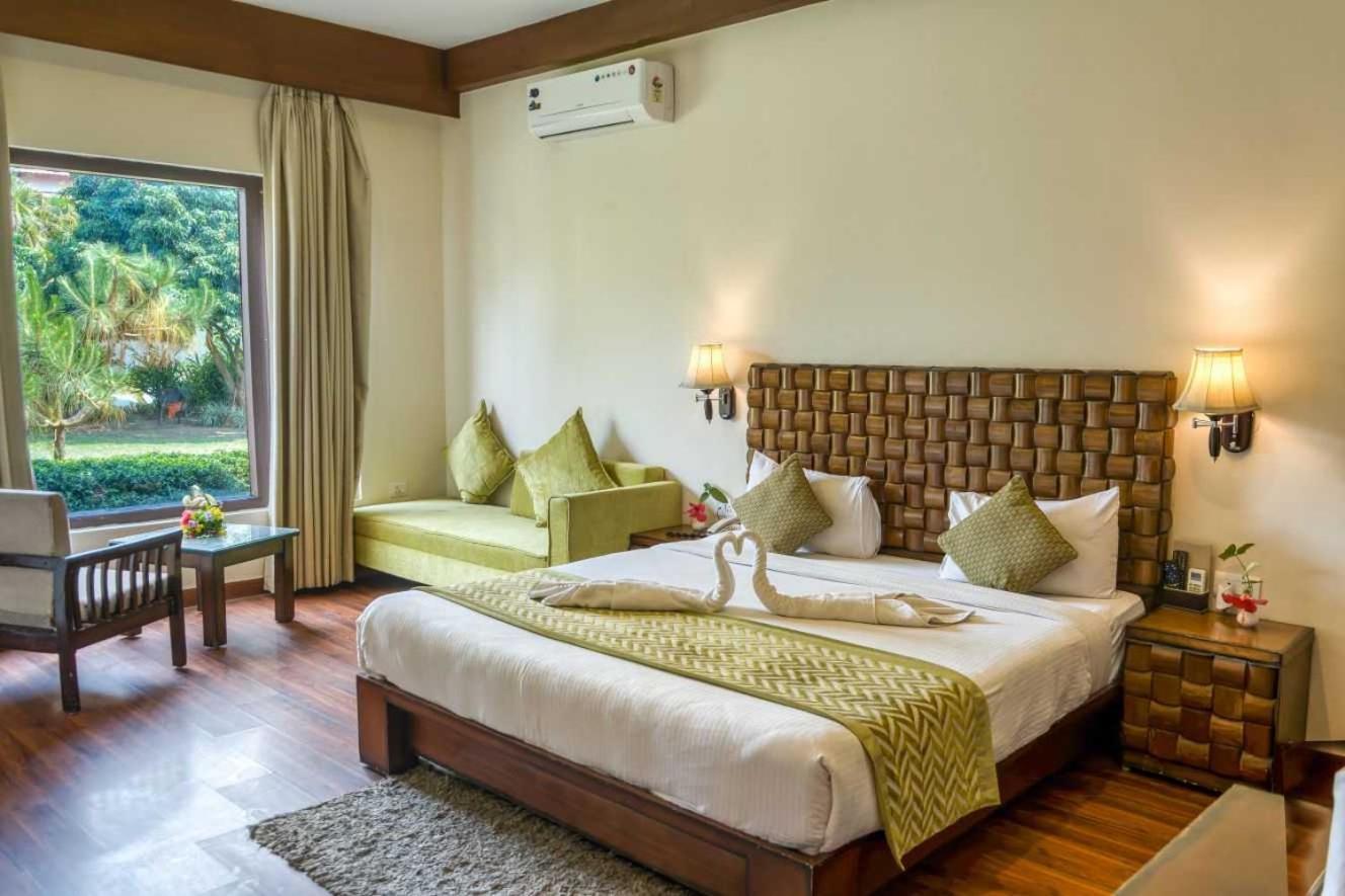 Sunday Alaya Corbett Villa Ramnagar  Exterior photo