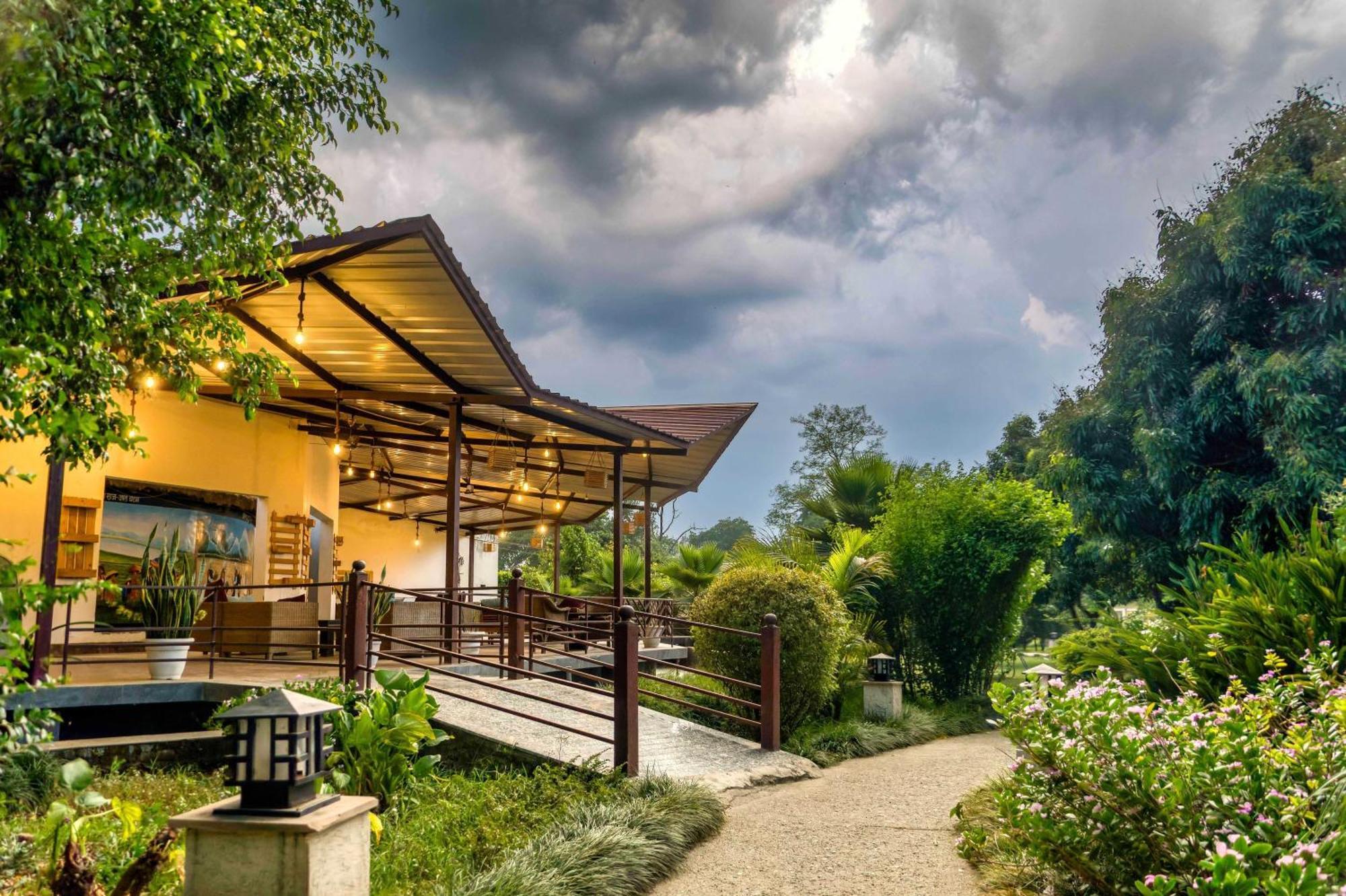 Sunday Alaya Corbett Villa Ramnagar  Exterior photo